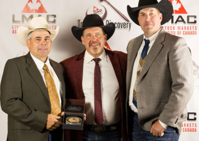 2025 High Point Interview Buckle was awarded for the third time in five years to Rob Bergevin from Foothills Auctioneers Inc. out of Stevely, Alberta. The buckle is sponsored by Thorsby Stockyards Inc. and presented by LMAC and World Champion Auctioneer Danny Skeels and LMAC President Craig Jacklin on behalf of TSI.