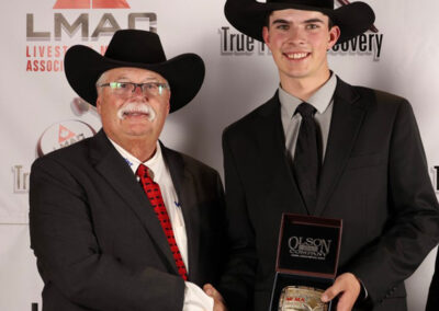 Walker Murphy, representing Whitewood Livestock Sales, was awarded the Bob Wright Memorial Buckle. Bob Wright was a livestock auctioneer for 50 years in Manitoba, selling at various markets. The buckle was sponsored and presented by Rick Wright of Rick Wright Cattle Consulting.