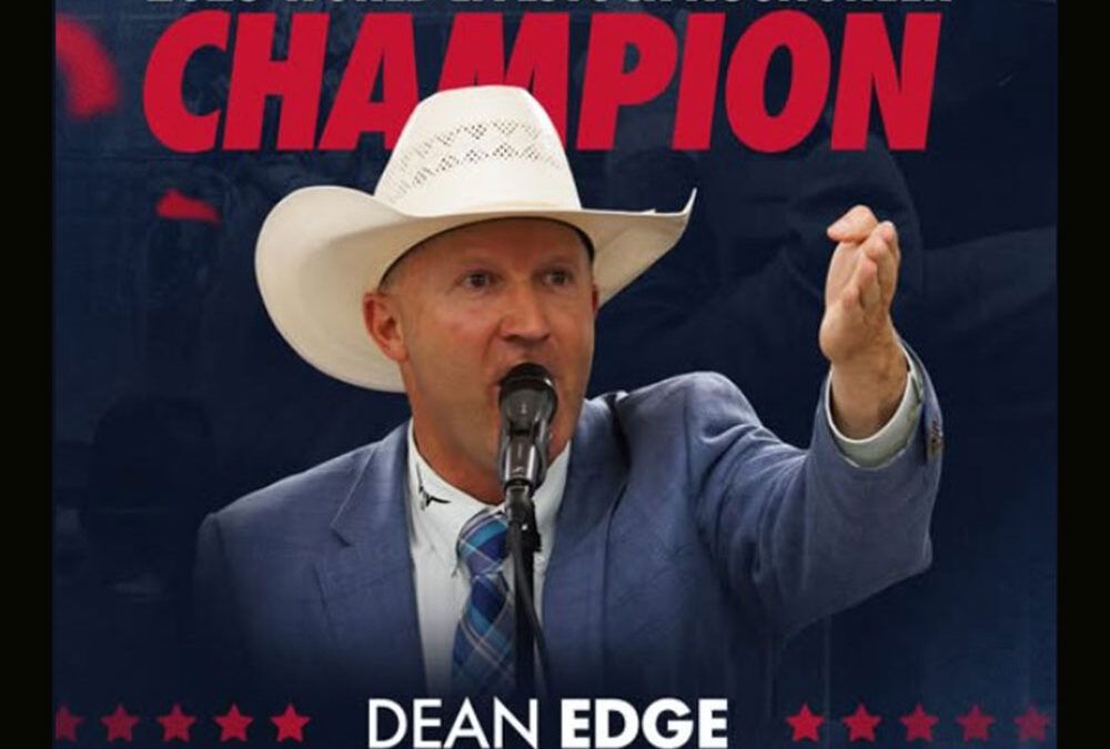 2006 LMAC Canadian Livestock Auctioneering Champion Dean Edge wins the LMA World Auctioneering Championship